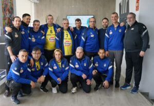 LA VALENCIANA GOURMET RECIBE AL PRIMER EQUIPO INCLUSIVO DEL CB PICKEN CLARET